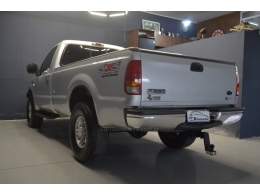 FORD - F-250 - 2007/2007 - Prata - R$ 158.000,00