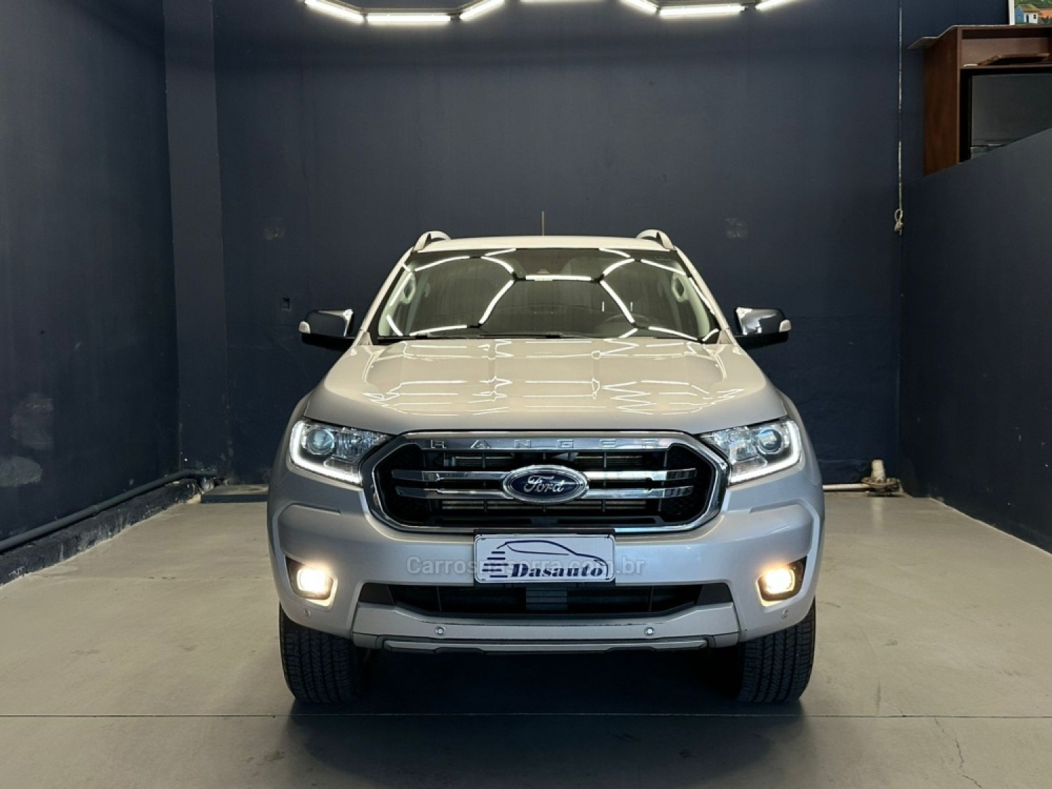 FORD - RANGER - 2020/2021 - Prata - R$ 187.800,00