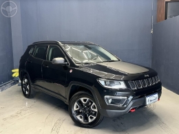 JEEP - COMPASS 2.0 16V DIESEL TRAILHAWK 4X4 AUTOMÁTICO - 2017/2017 - PRETA - R$ 111.500,00