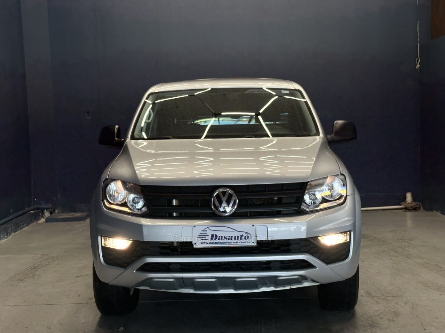 VOLKSWAGEN - AMAROK - 2017/2017 - Prata - R$ 95.000,00