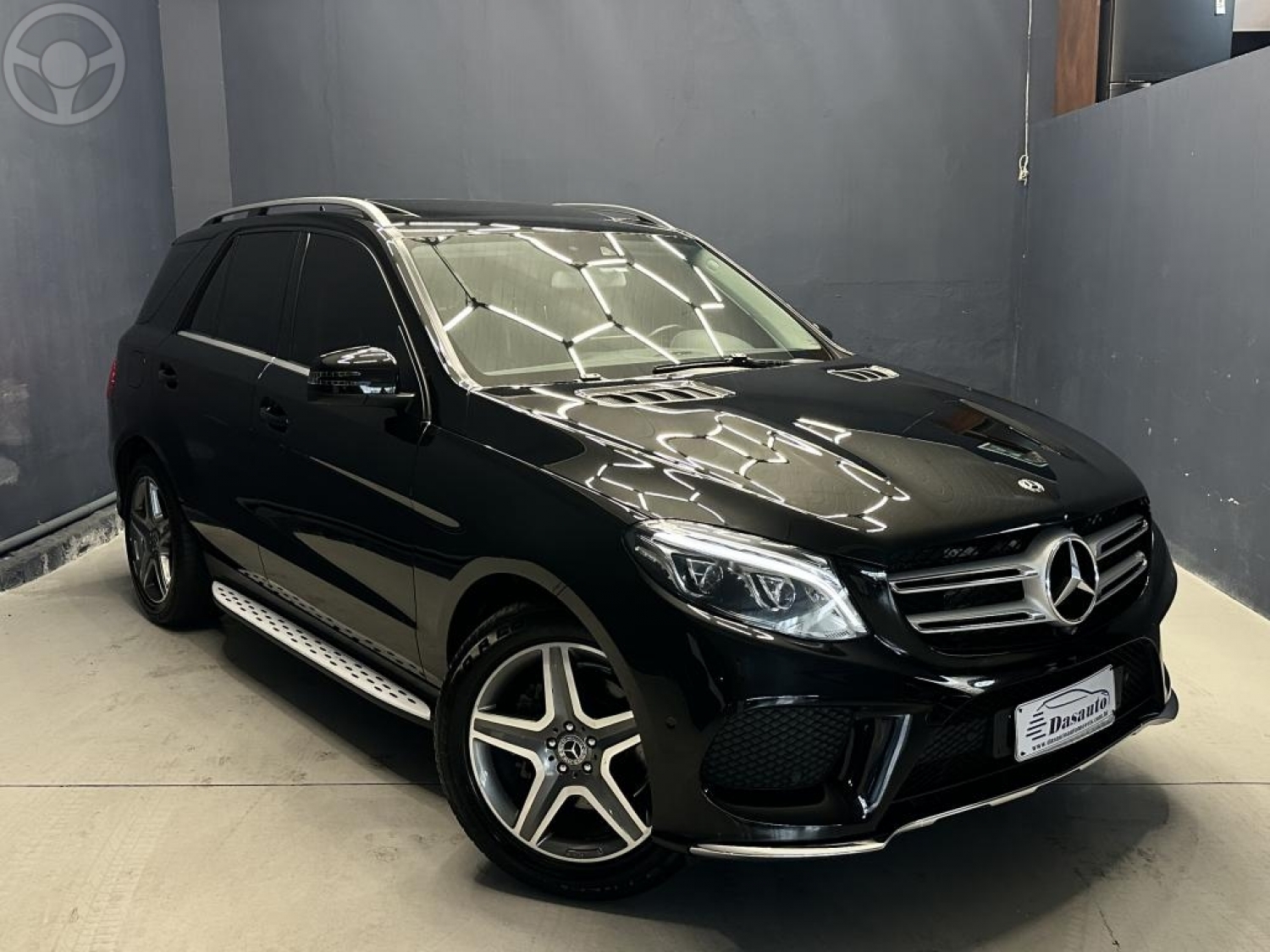 MERCEDES-BENZ - GLE 350D 3.0 V6 BLUETEC DIESEL SPORT 4MATIC 9G-TRONIC - 2017/2018 - PRETA - R$ 218.000,00