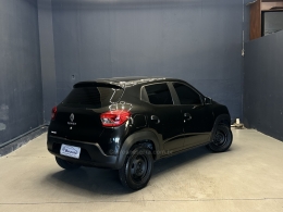 RENAULT - KWID - 2017/2018 - Preta - R$ 33.800,00