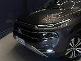 FIAT - TORO - 2021/2022 - Cinza - R$ 125.800,00