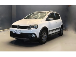 VOLKSWAGEN - CROSSFOX - 2012/2012 - Branca - R$ 45.000,00