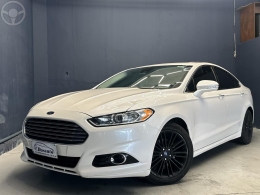 FORD - FUSION 2.0 TITANIUM FWD 16V 4P AUTOMÁTICO - 2015/2016 - BRANCA - R$ 87.800,00