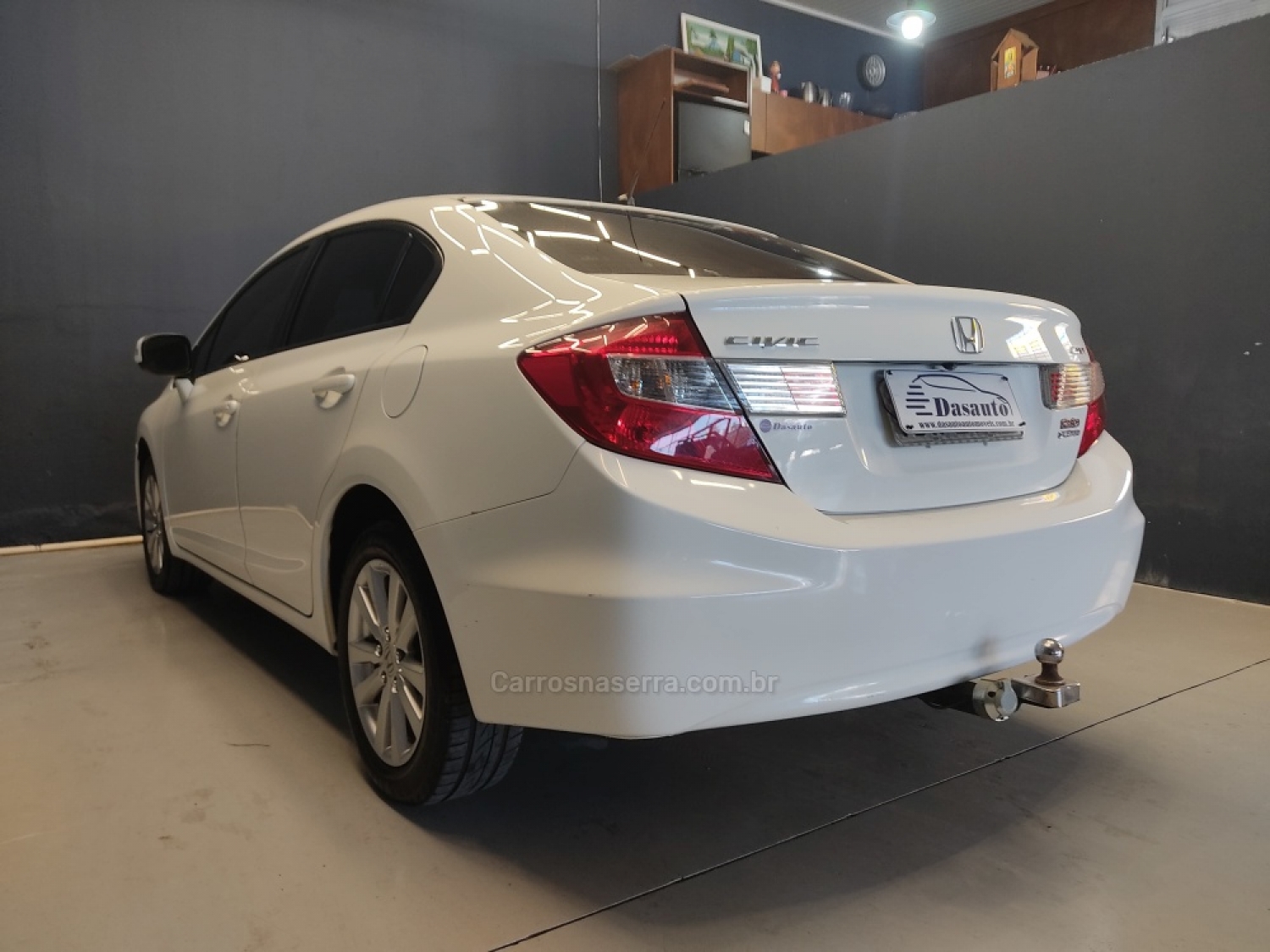 HONDA - CIVIC - 2013/2014 - Branca - R$ 72.000,00