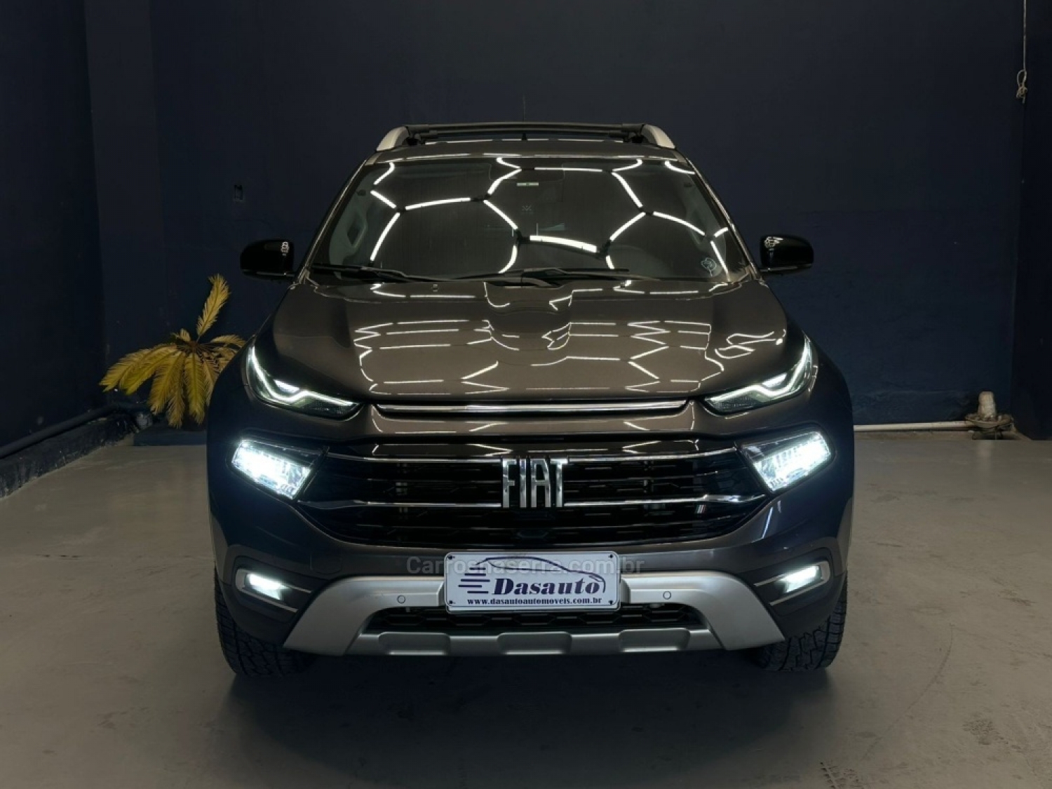 FIAT - TORO - 2021/2022 - Cinza - R$ 125.800,00