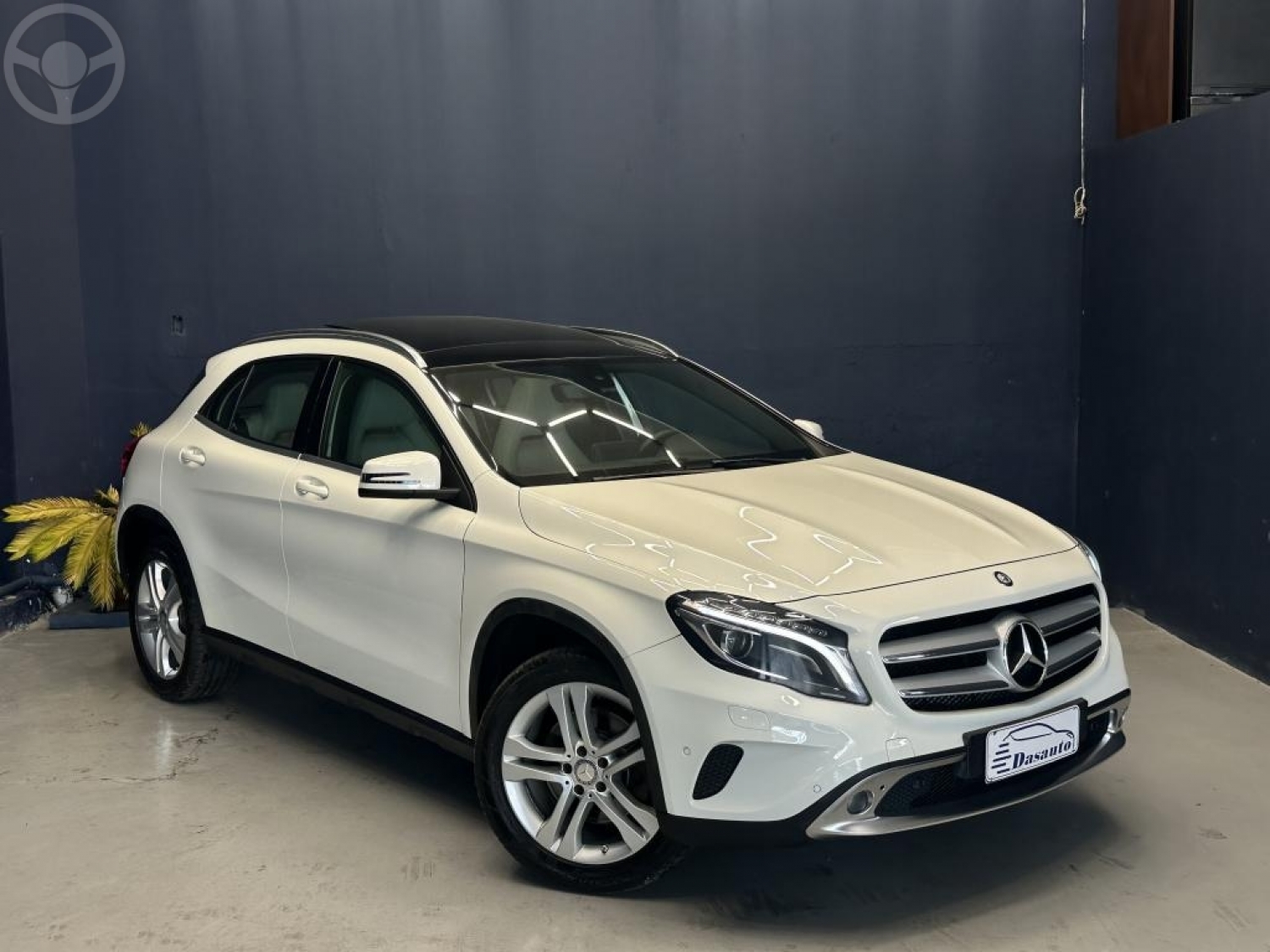 MERCEDES-BENZ - GLA 250 2.0 16V TURBO ENDURO 4P AUTOMÁTICO - 2016/2016 - BRANCA - R$ 128.000,00