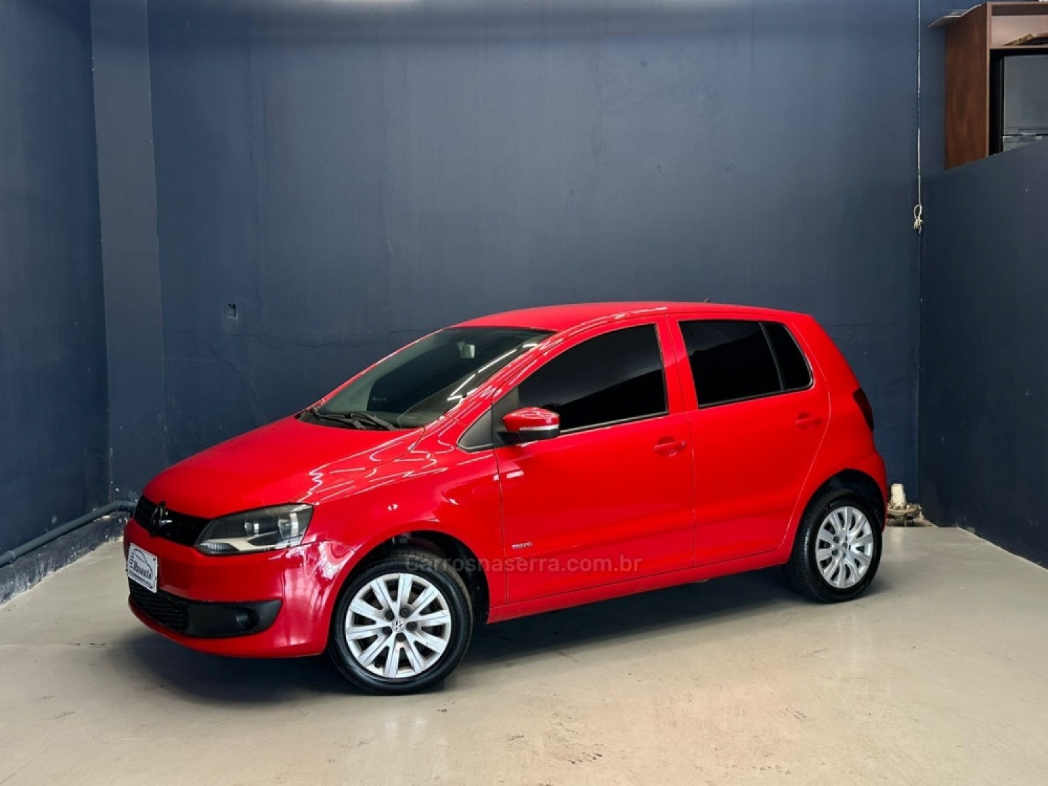 VOLKSWAGEN - FOX - 2012/2012 - Vermelha - R$ 32.800,00