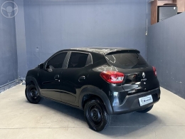 RENAULT - KWID 1.0 12V SCE FLEX LIFE MANUAL - 2017/2018 - PRETA - R$ 33.800,00