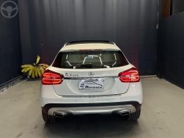 MERCEDES-BENZ - GLA 250 2.0 16V TURBO ENDURO 4P AUTOMÁTICO - 2016/2016 - BRANCA - R$ 128.000,00