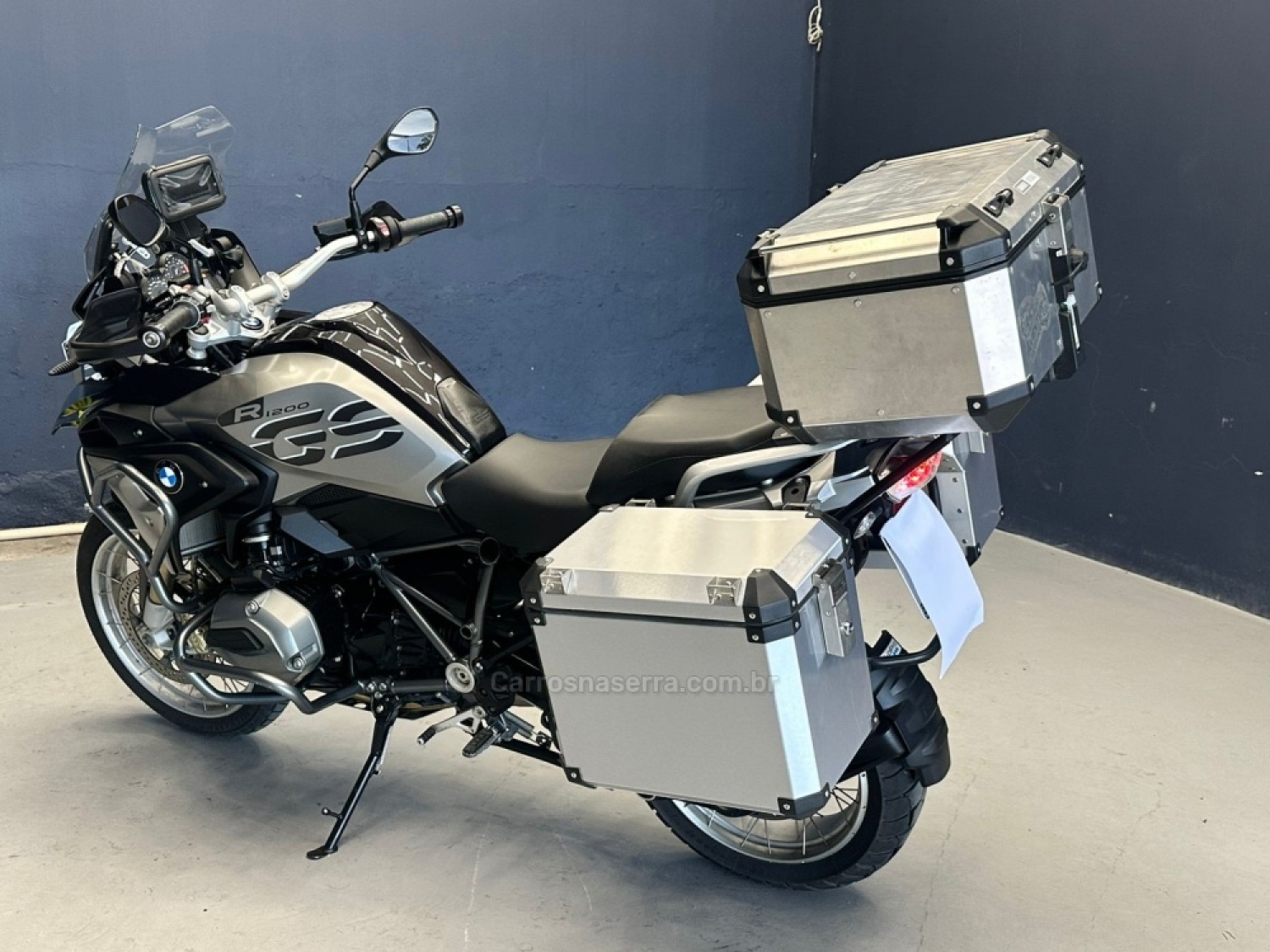 BMW - R 1200 - 2017/2018 - Preta - R$ 78.000,00