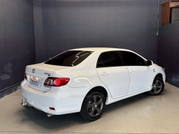 TOYOTA - COROLLA - 2014/2014 - Branca - R$ 68.800,00