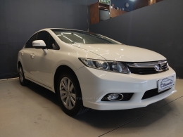 HONDA - CIVIC - 2013/2014 - Branca - R$ 72.000,00