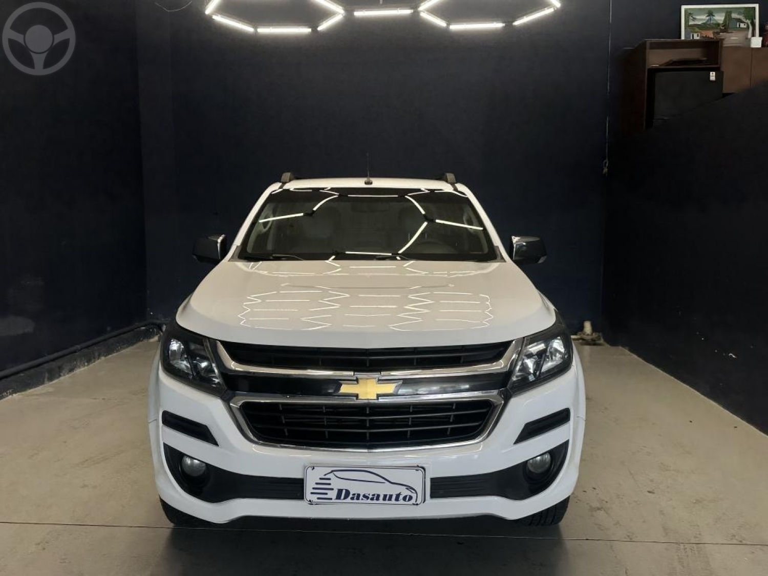 CHEVROLET - S10 2.8 LS 4X4 CD 16V TURBO DIESEL 4P MANUAL - 2017/2018 - BRANCA - R$ 128.000,00