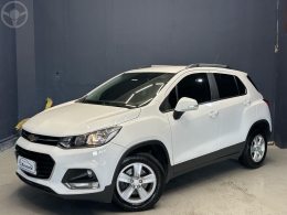 CHEVROLET - TRACKER 1.4 16V TURBO FLEX LT AUTOMÁTICO - 2017/2018 - BRANCA - R$ 81.800,00