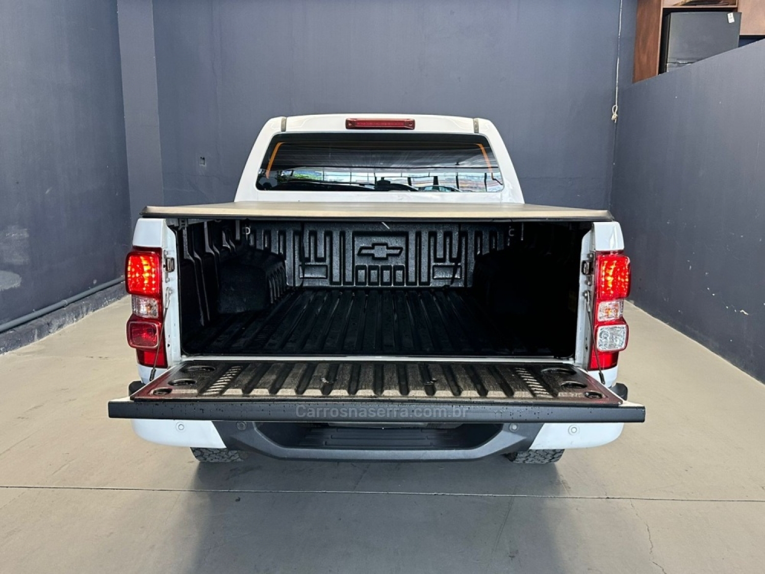 CHEVROLET - S10 - 2018/2019 - Branca - R$ 148.000,00