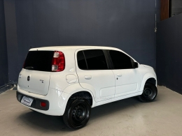 FIAT - UNO - 2012/2013 - Branca - R$ 35.000,00