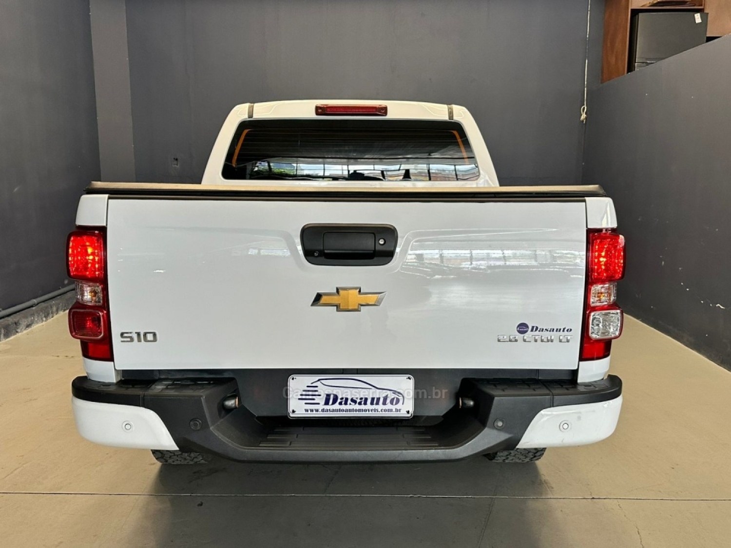 CHEVROLET - S10 - 2018/2019 - Branca - R$ 148.000,00