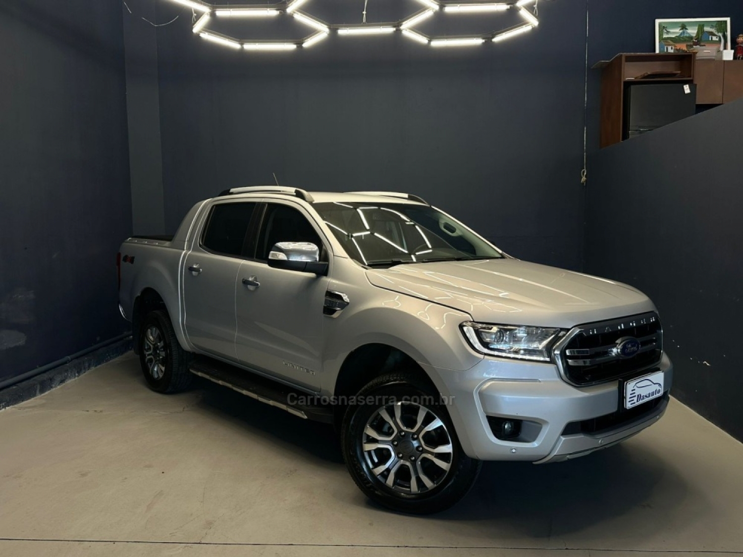 FORD - RANGER - 2020/2021 - Prata - R$ 187.800,00