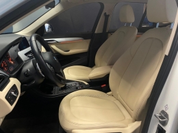 BMW - X1 - 2017/2018 - Branca - R$ 137.000,00