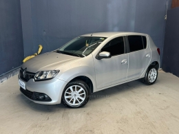 RENAULT - SANDERO - 2014/2015 - Prata - R$ 39.800,00