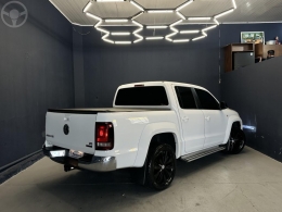 VOLKSWAGEN - AMAROK 3.0 V6 TDI HIGHLINE CD DIESEL 4MOTION AUTOMÁTICO - 2019/2019 - BRANCA - R$ 153.000,00