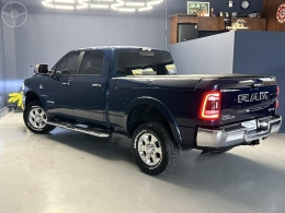 RAM - 2500 LARAMIE 6.7 NIGHT ED TURBO CD 4X4 DIESEL 4P AUTOMÁTICO - 2021/2021 - AZUL - R$ 378.000,00