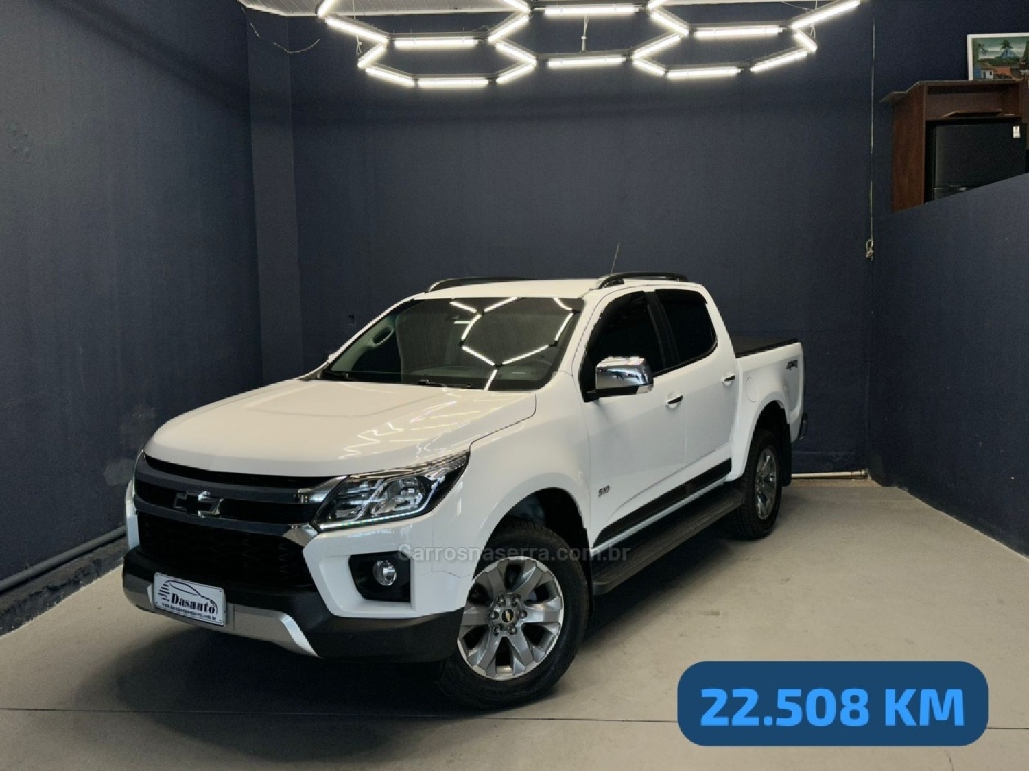 CHEVROLET - S10 - 2022/2023 - Branca - R$ 223.000,00