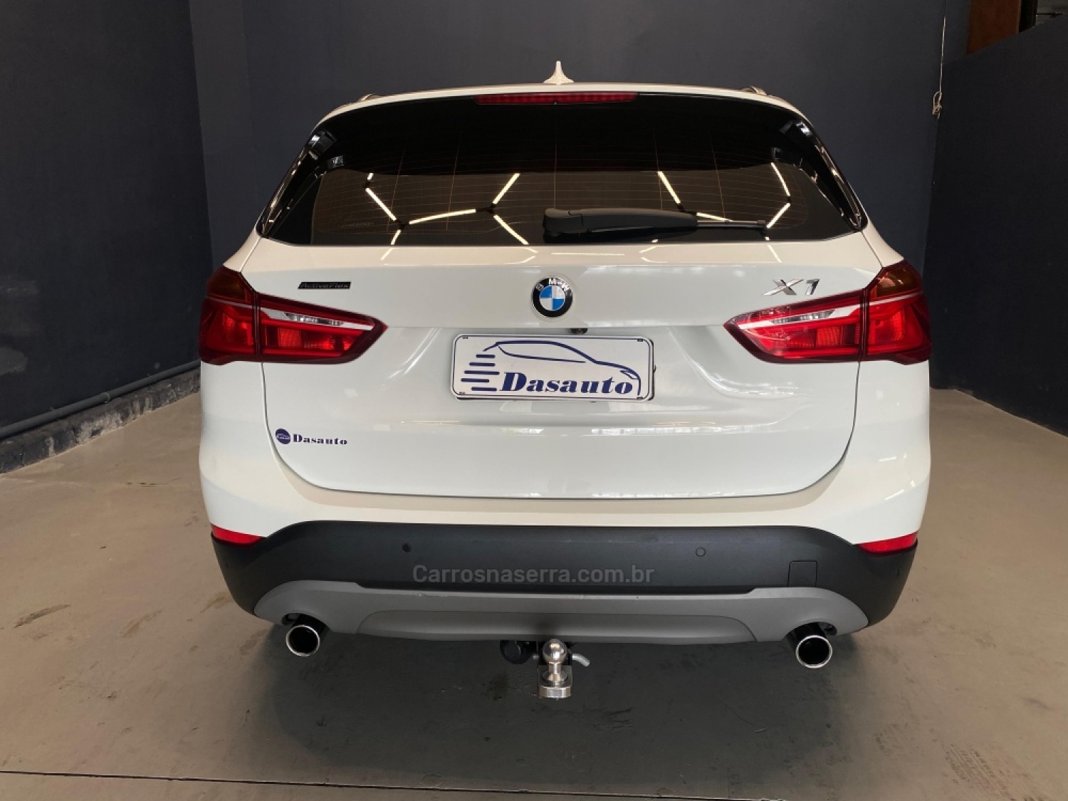 BMW - X1 - 2017/2018 - Branca - R$ 137.000,00