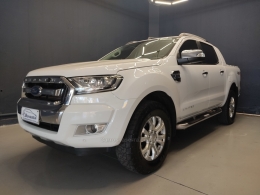 FORD - RANGER - 2017/2018 - Branca - R$ 158.000,00