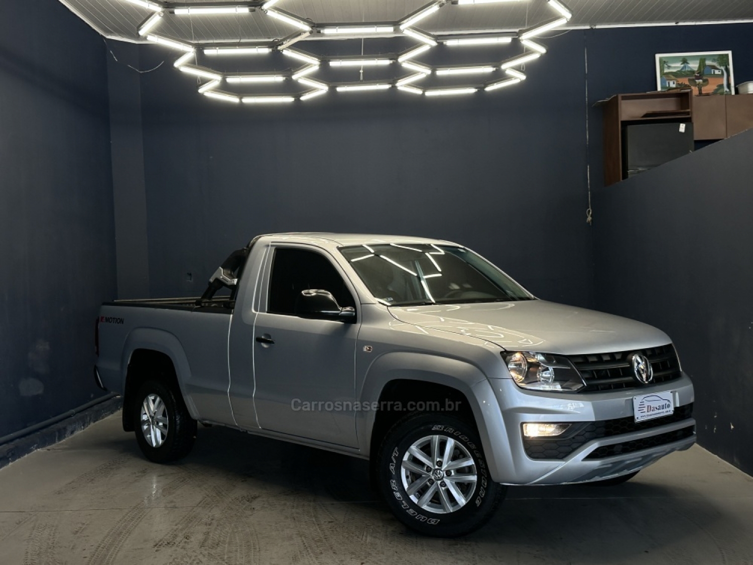 VOLKSWAGEN - AMAROK - 2017/2017 - Prata - R$ 95.000,00