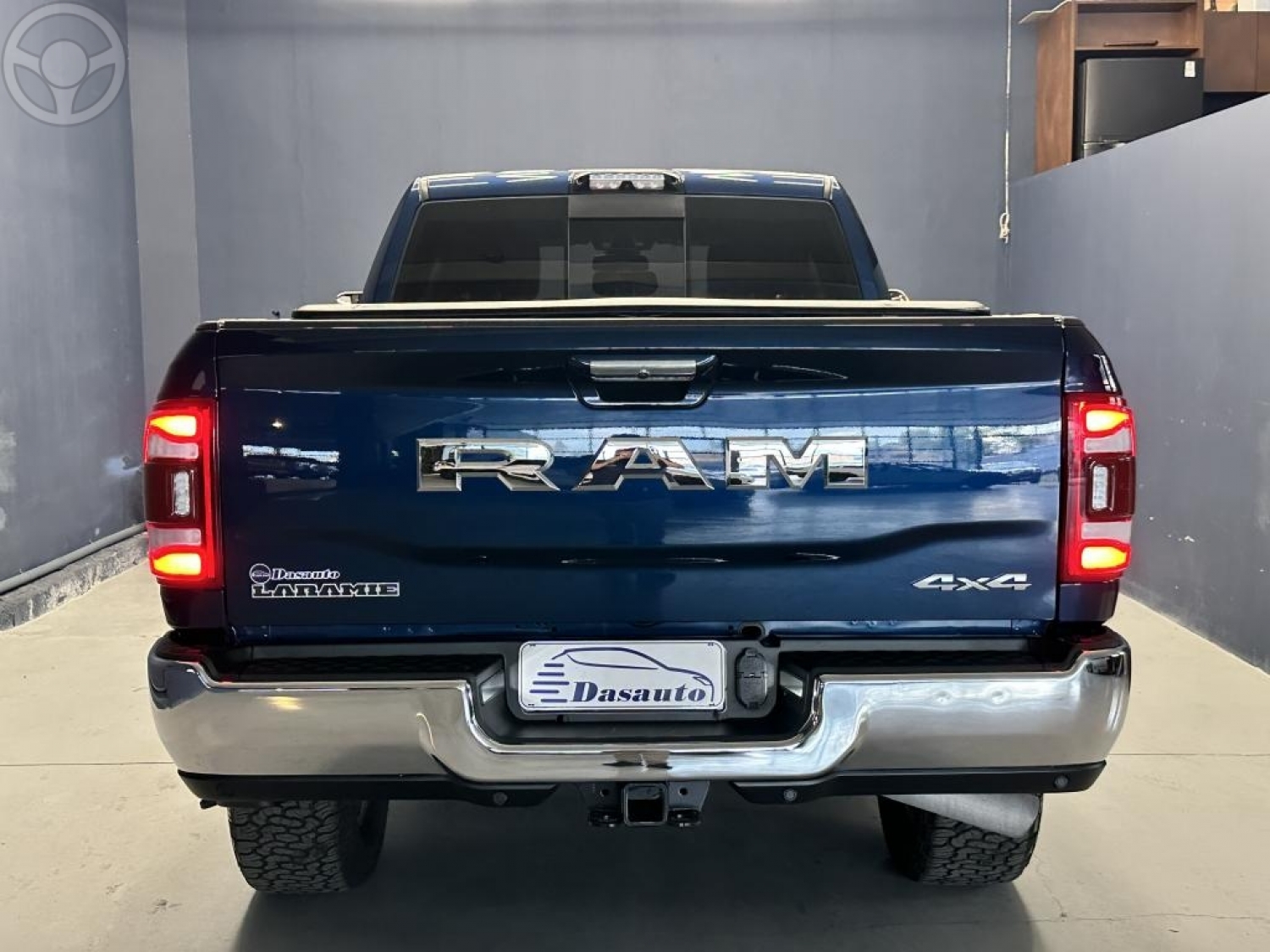 RAM - 2500 LARAMIE 6.7 NIGHT ED TURBO CD 4X4 DIESEL 4P AUTOMÁTICO - 2021/2021 - AZUL - R$ 378.000,00