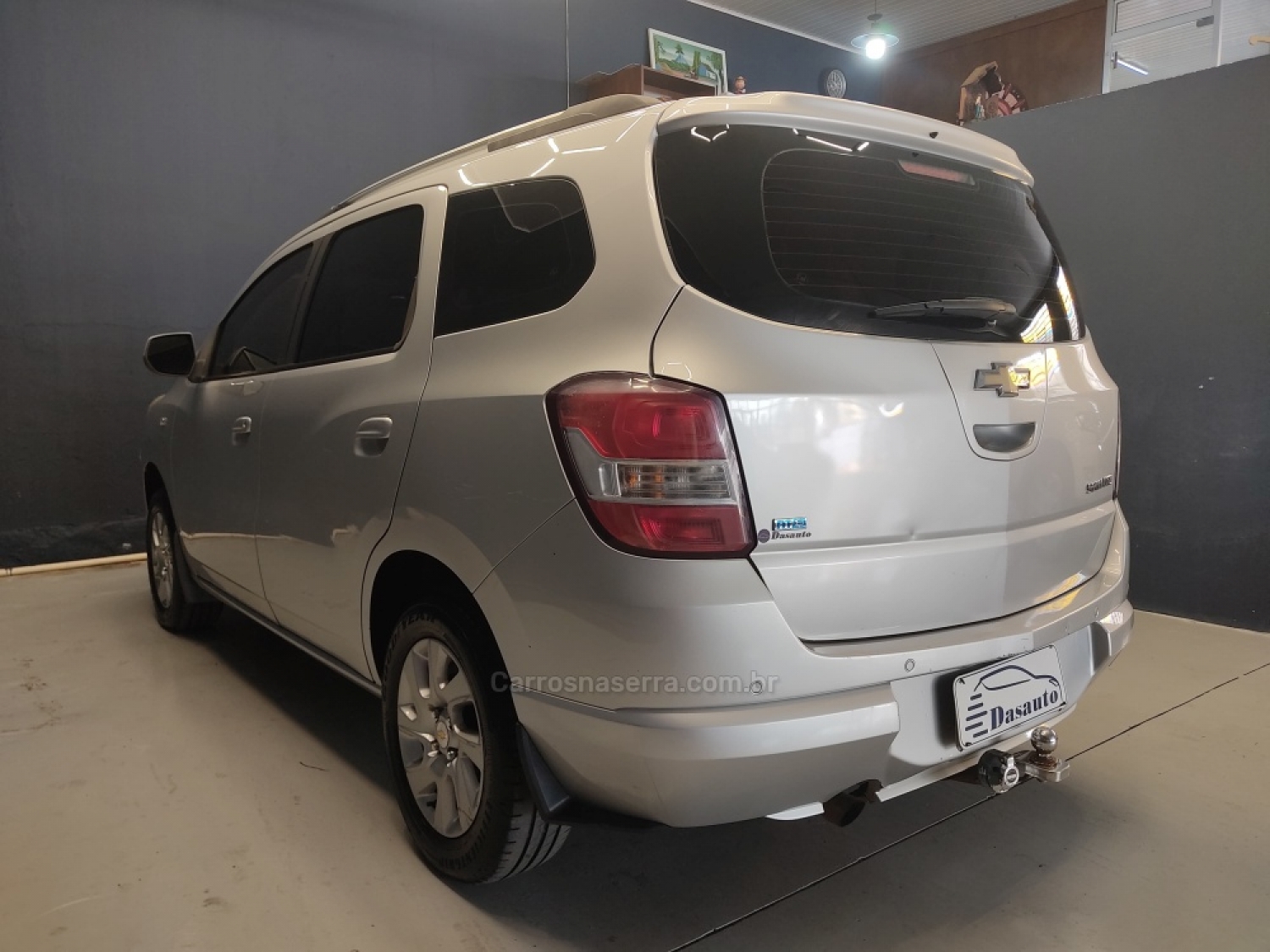 CHEVROLET - SPIN - 2013/2014 - Prata - R$ 55.000,00