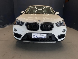 BMW - X1 - 2017/2018 - Branca - R$ 137.000,00