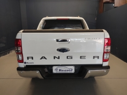 FORD - RANGER - 2017/2018 - Branca - R$ 158.000,00