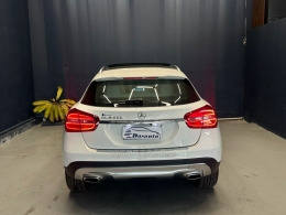 MERCEDES-BENZ - GLA 250 - 2016/2016 - Branca - R$ 128.000,00