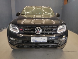 VOLKSWAGEN - AMAROK - 2022/2023 - Preta - R$ 238.000,00