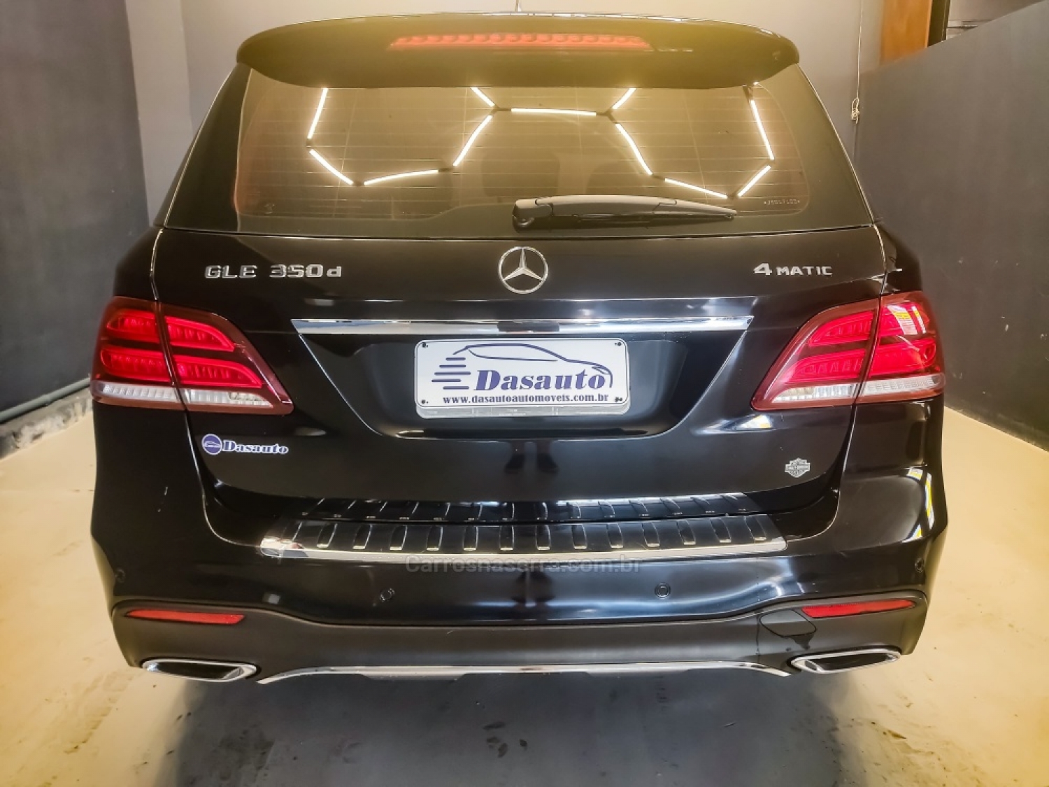 MERCEDES-BENZ - GLE 350D - 2017/2018 - Preta - R$ 228.000,00