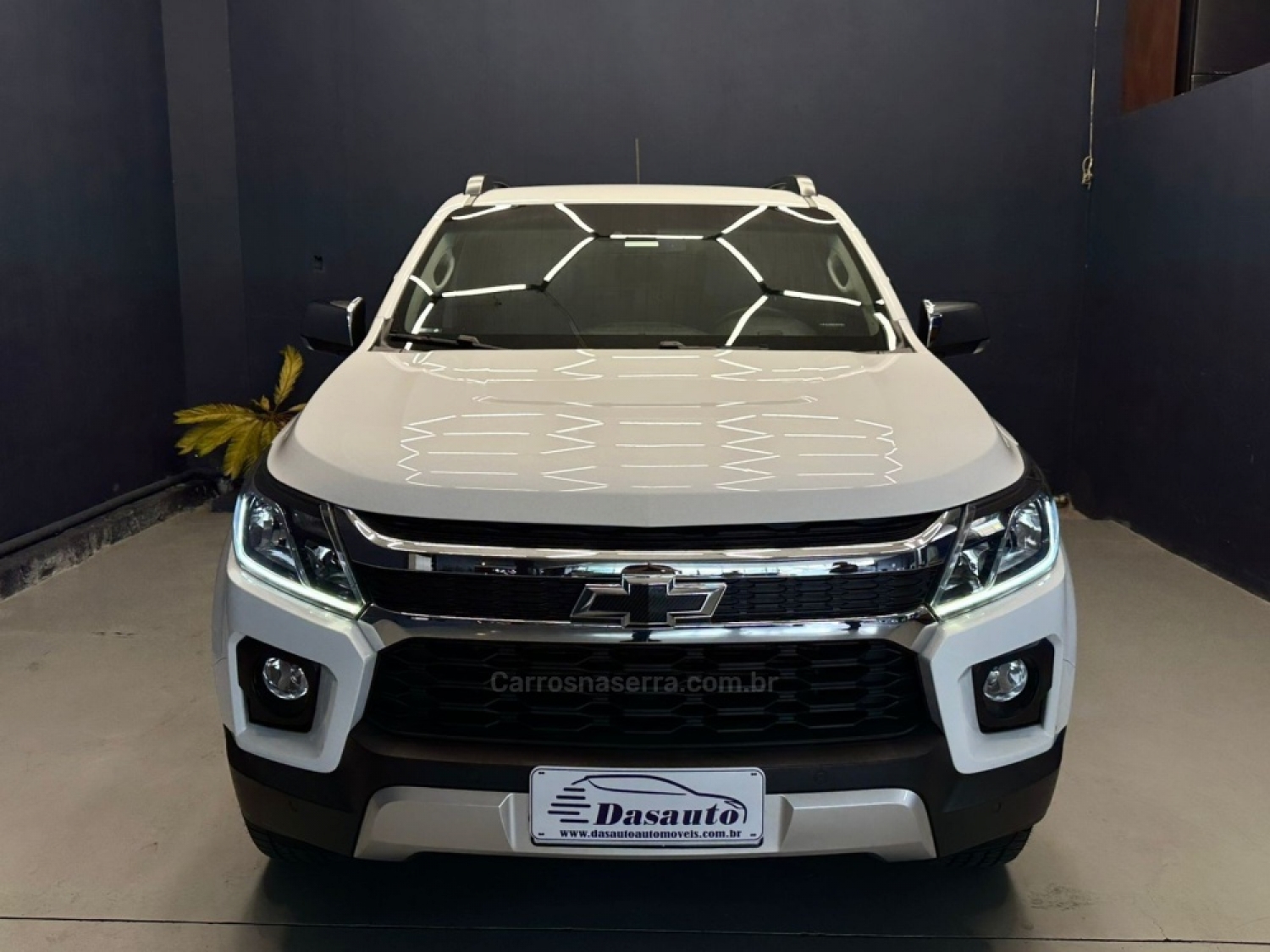 CHEVROLET - S10 - 2022/2023 - Branca - R$ 223.000,00