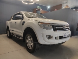 FORD - RANGER - 2014/2014 - Branca - R$ 88.000,00