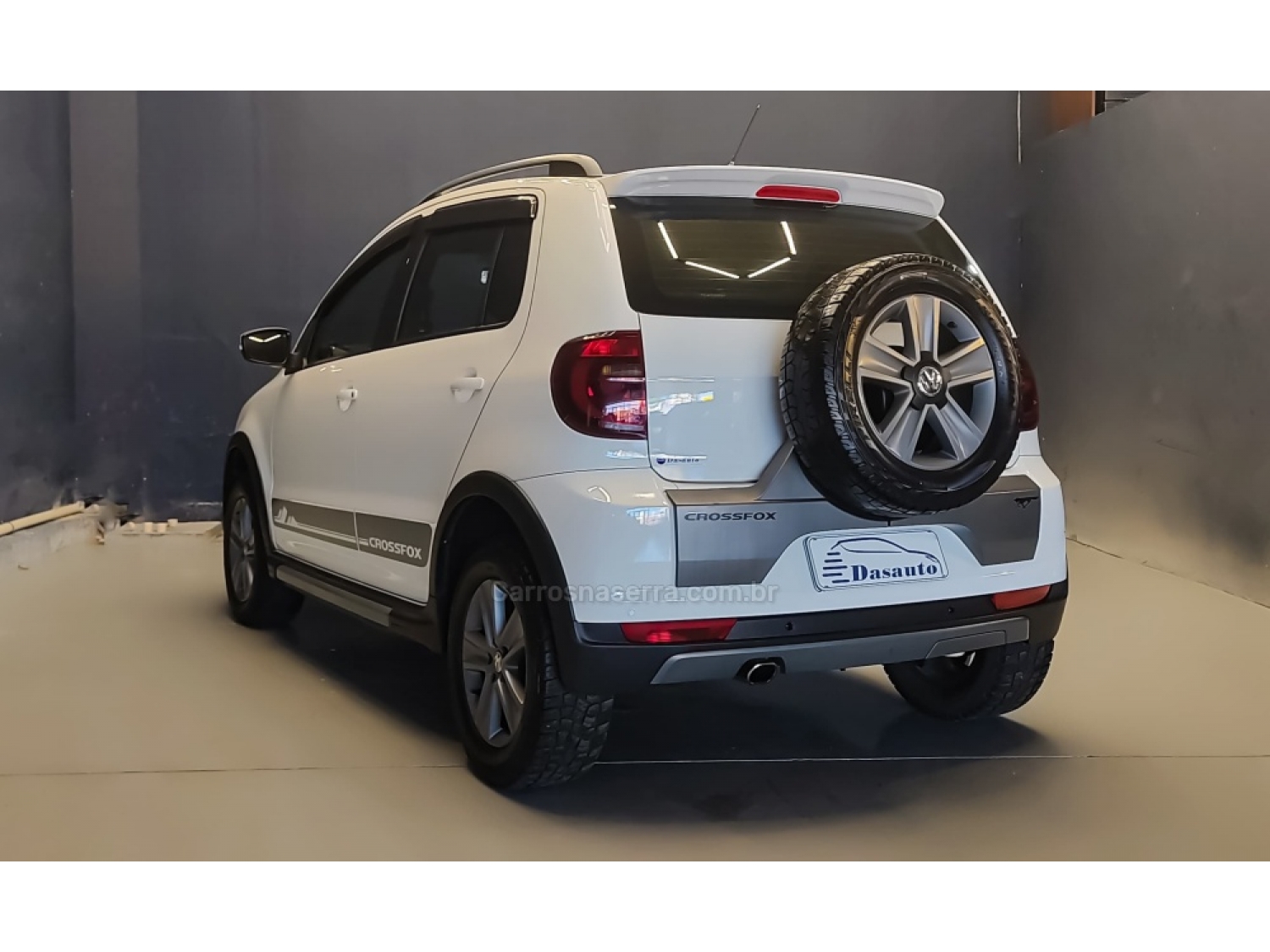 VOLKSWAGEN - CROSSFOX - 2012/2012 - Branca - R$ 45.000,00