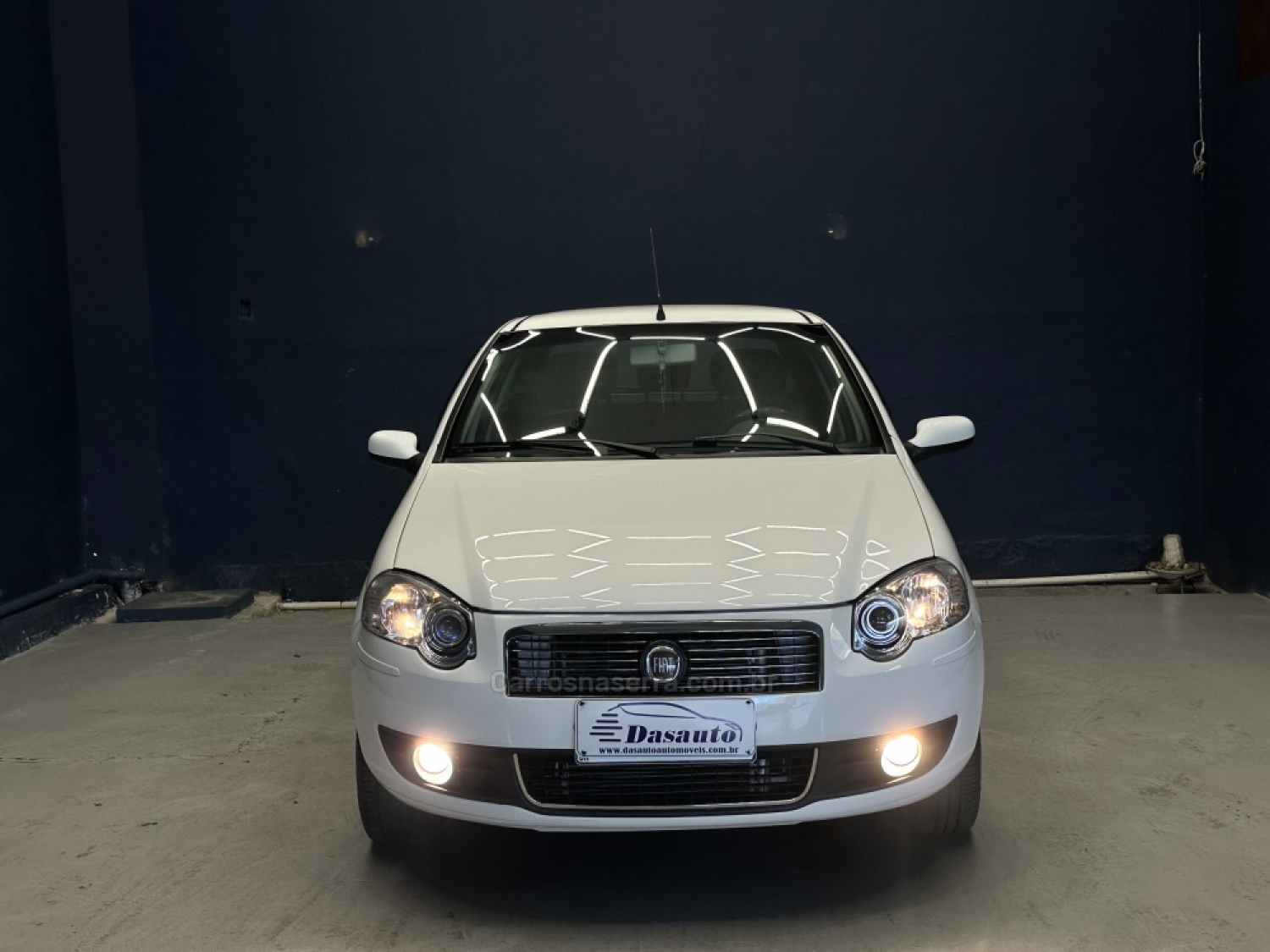 FIAT - PALIO - 2009/2010 - Branca - R$ 31.800,00