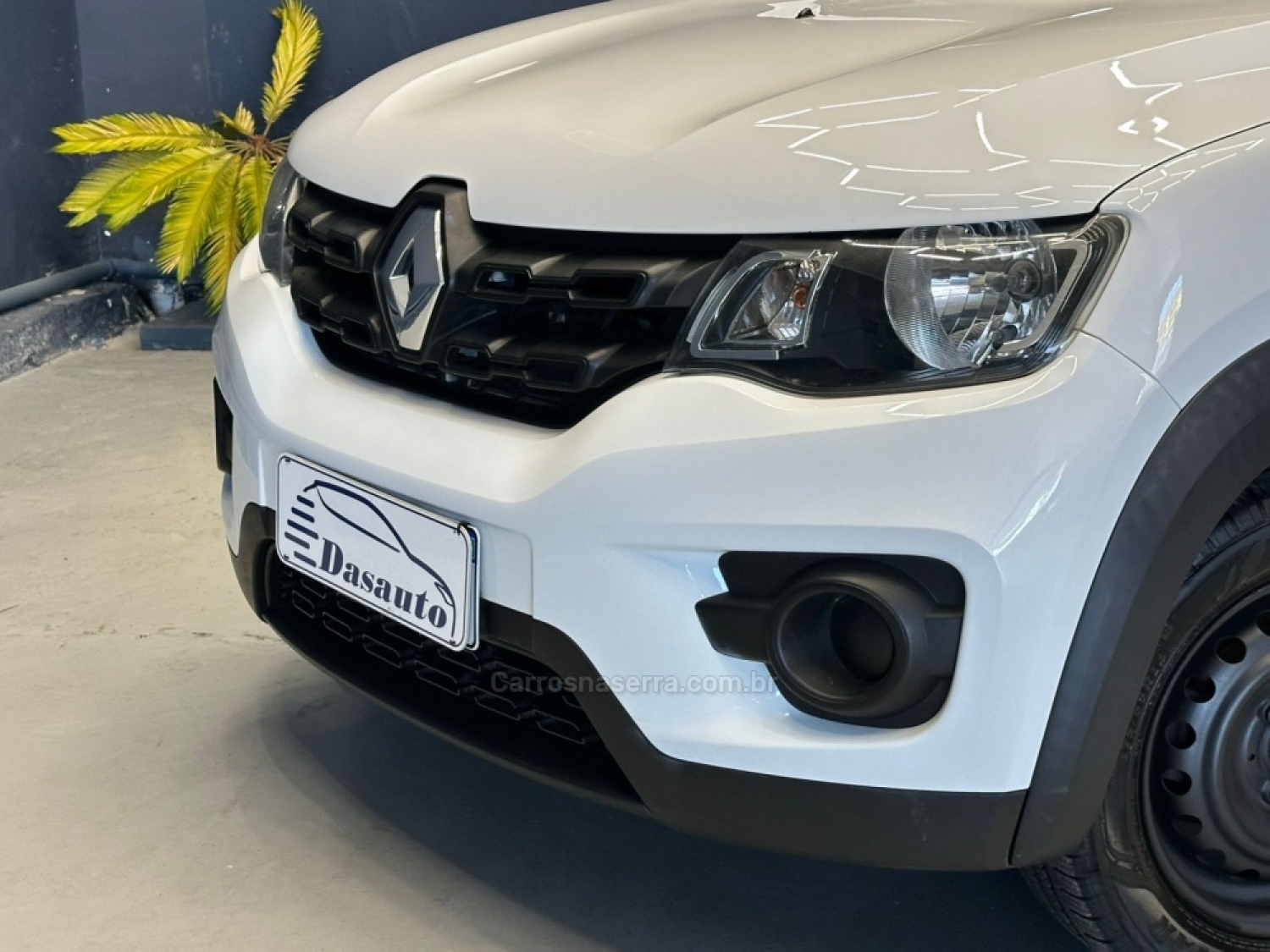 RENAULT - KWID - 2019/2020 - Branca - R$ 48.000,00