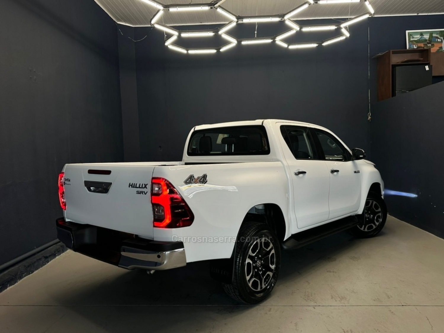 TOYOTA - HILUX - 2025/2025 - Branca - Sob Consulta