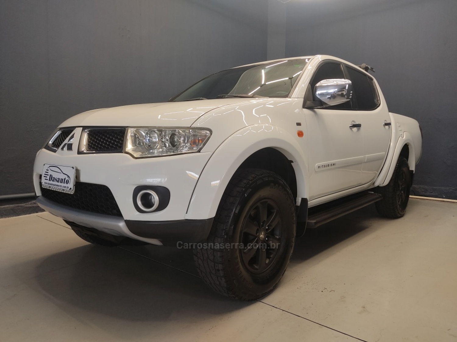 MITSUBISHI - L200 TRITON - 2012/2013 - Branca - R$ 118.000,00