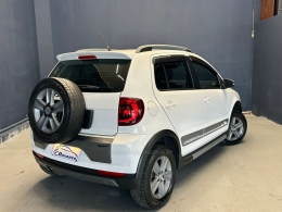 VOLKSWAGEN - CROSSFOX - 2012/2012 - Branca - R$ 43.000,00