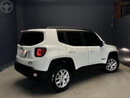 JEEP - RENEGADE 2.0 16V TURBO DIESEL LONGITUDE 4P 4X4 AUTOMÁTICO - 2015/2016 - BRANCA - R$ 88.000,00