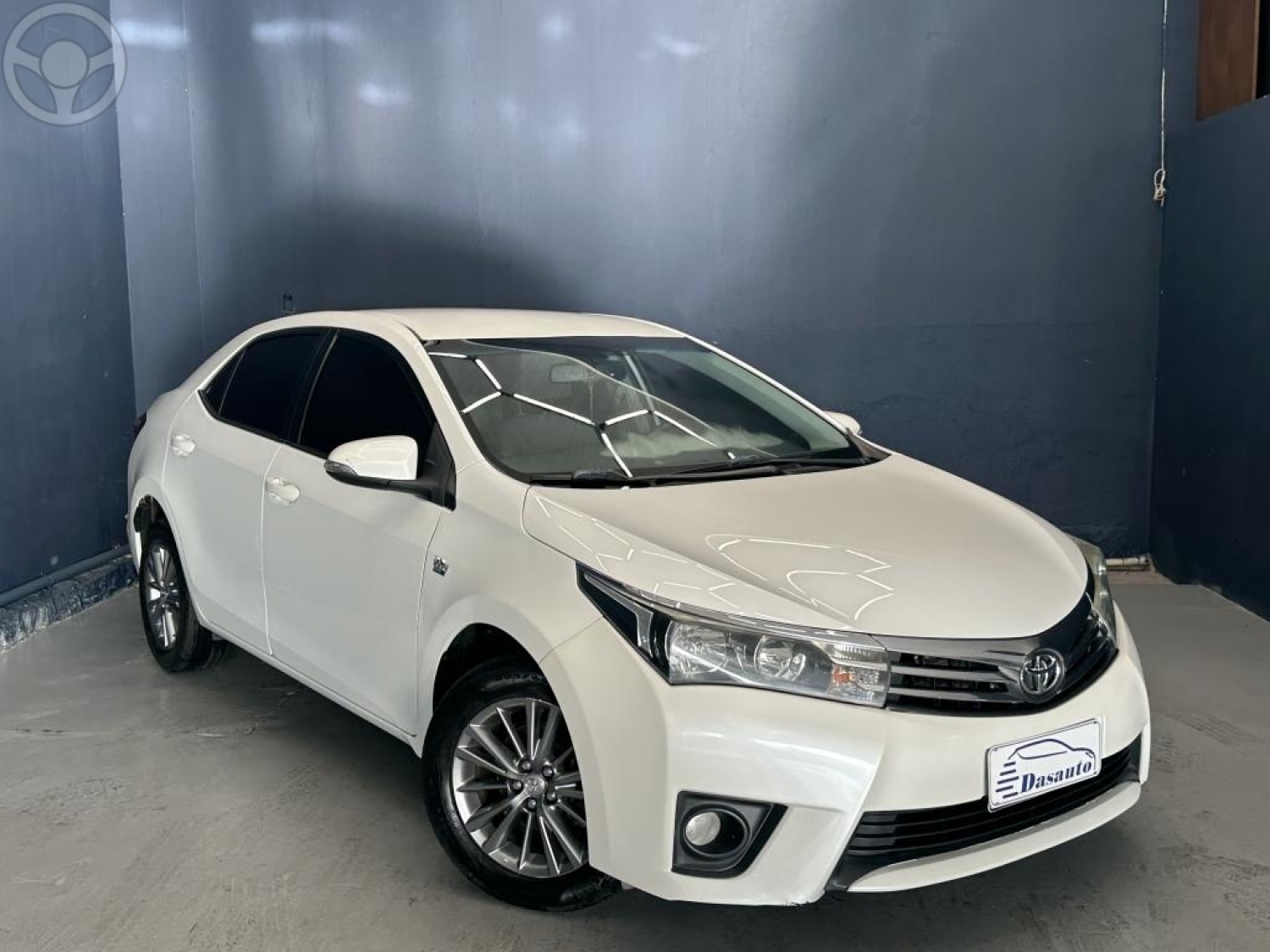 TOYOTA - COROLLA 2.0 XEI 16V FLEX 4P AUTOMÁTICO - 2015/2016 - BRANCA - R$ 88.000,00