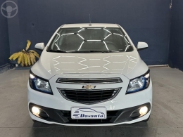 CHEVROLET - PRISMA 1.4 MPFI LTZ 8V FLEX 4P MANUAL - 2013/2014 - BRANCA - R$ 54.800,00